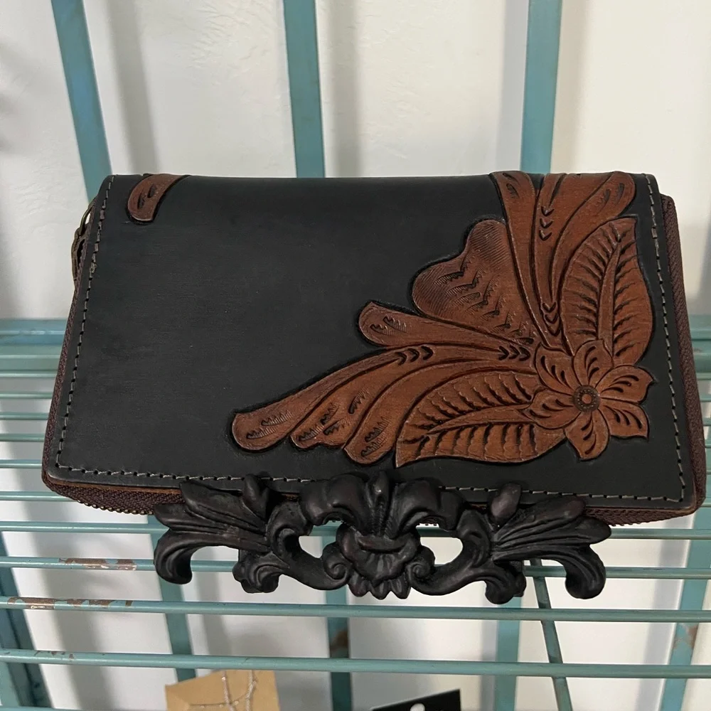 NWT Hand Tooled Leather Wallet Black Brown Floral Western Cowgirl Boho